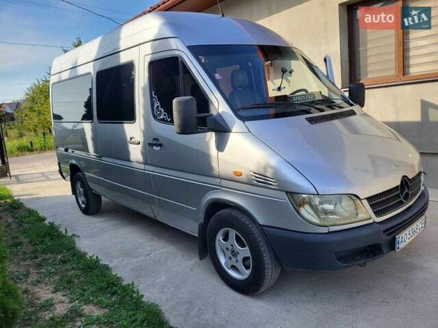 Серый Мерседес Sprinter, объемом двигателя 2.69 л и пробегом 795 тыс. км за 8500 $, фото 23 на Automoto.ua