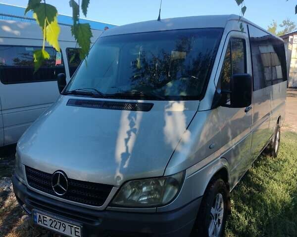 Серый Мерседес Sprinter, объемом двигателя 2.15 л и пробегом 64 тыс. км за 8000 $, фото 1 на Automoto.ua