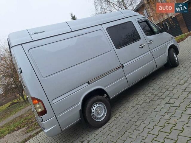 Серый Мерседес Sprinter, объемом двигателя 2.7 л и пробегом 850 тыс. км за 9500 $, фото 11 на Automoto.ua