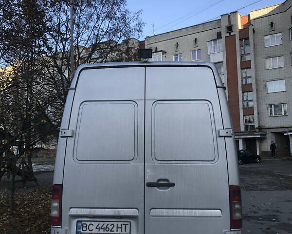 Серый Мерседес Sprinter, объемом двигателя 0 л и пробегом 1000 тыс. км за 12500 $, фото 4 на Automoto.ua