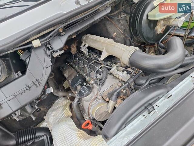 Серый Мерседес Sprinter, объемом двигателя 2.7 л и пробегом 850 тыс. км за 9500 $, фото 38 на Automoto.ua