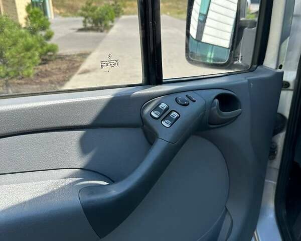 Сірий Мерседес Sprinter, об'ємом двигуна 2.69 л та пробігом 4 тис. км за 8500 $, фото 8 на Automoto.ua