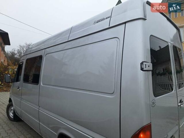 Серый Мерседес Sprinter, объемом двигателя 2.7 л и пробегом 850 тыс. км за 9500 $, фото 7 на Automoto.ua