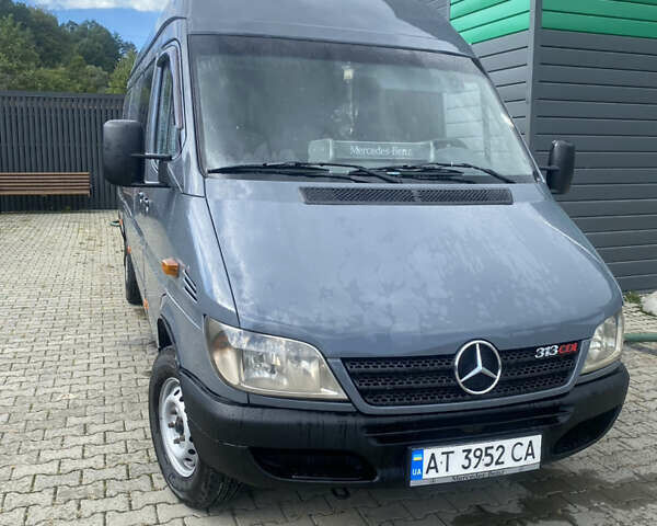 Сірий Мерседес Sprinter, об'ємом двигуна 2.15 л та пробігом 800 тис. км за 11100 $, фото 9 на Automoto.ua