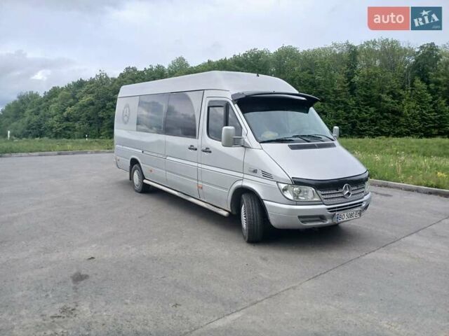 Серый Мерседес Sprinter, объемом двигателя 2.7 л и пробегом 320 тыс. км за 11500 $, фото 1 на Automoto.ua