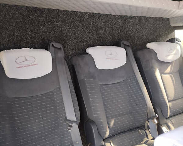 Серый Мерседес Sprinter, объемом двигателя 2.7 л и пробегом 170 тыс. км за 13500 $, фото 16 на Automoto.ua