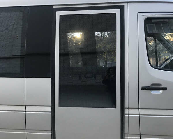 Серый Мерседес Sprinter, объемом двигателя 0 л и пробегом 1000 тыс. км за 12500 $, фото 3 на Automoto.ua