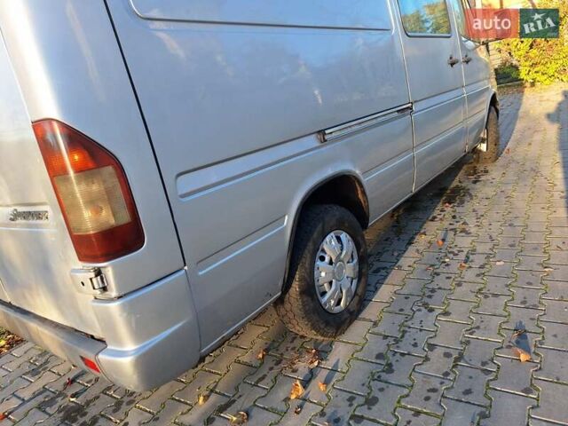 Серый Мерседес Sprinter, объемом двигателя 2.7 л и пробегом 850 тыс. км за 6500 $, фото 12 на Automoto.ua