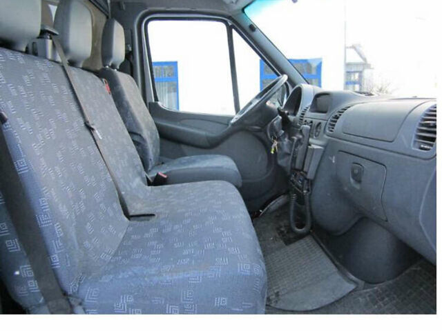 Сірий Мерседес Sprinter, об'ємом двигуна 2.7 л та пробігом 470 тис. км за 10000 $, фото 5 на Automoto.ua