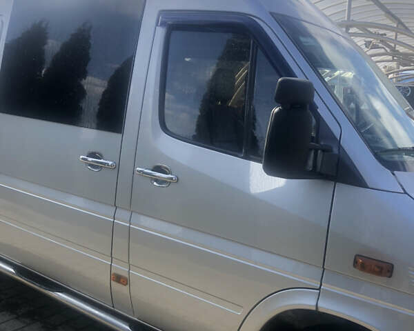 Сірий Мерседес Sprinter, об'ємом двигуна 0 л та пробігом 670 тис. км за 14500 $, фото 2 на Automoto.ua