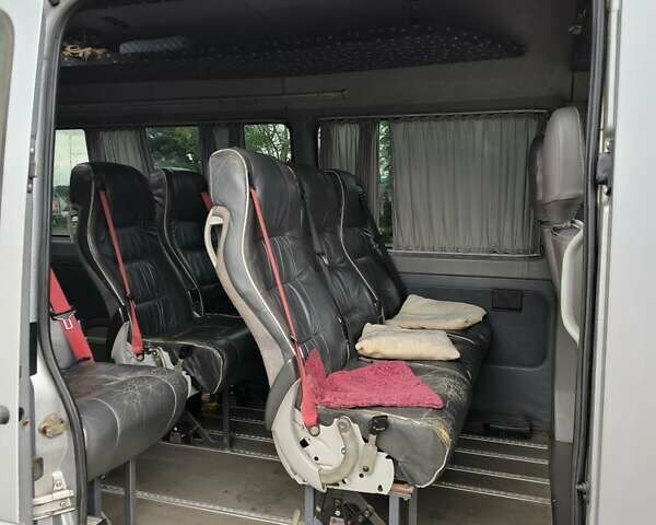 Серый Мерседес Sprinter, объемом двигателя 2.2 л и пробегом 660 тыс. км за 7500 $, фото 35 на Automoto.ua