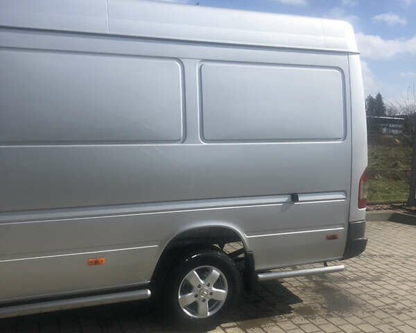 Сірий Мерседес Sprinter, об'ємом двигуна 0 л та пробігом 670 тис. км за 14500 $, фото 8 на Automoto.ua