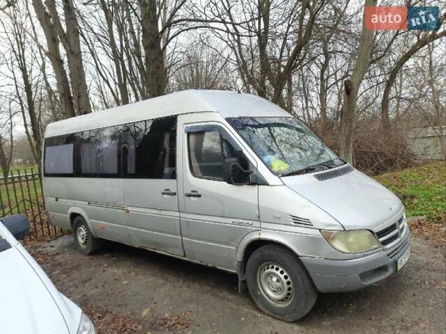 Мерседес Sprinter 2005 в Днепре (Днепропетровске) на Automoto.ua Серый Мерседес Sprinter, объемом двигателя 2.7 л и пробегом 900 тыс. км за 12000 $, фото 2 на Automoto.ua