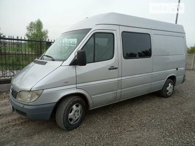 Серый Мерседес Sprinter, объемом двигателя 2.7 л и пробегом 205 тыс. км за 9999 $, фото 1 на Automoto.ua