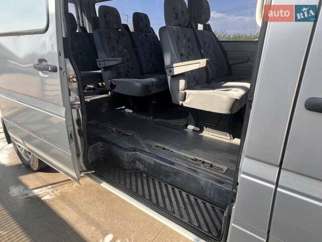 Серый Мерседес Sprinter, объемом двигателя 0 л и пробегом 520 тыс. км за 11300 $, фото 7 на Automoto.ua