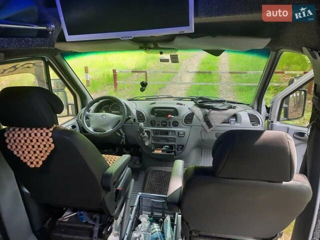 Мерседес Sprinter 2005 в Ужгороде на Automoto.ua Серый Мерседес Sprinter, объемом двигателя 2.1 л и пробегом 660 тыс. км за 11000 $, фото 5 на Automoto.ua