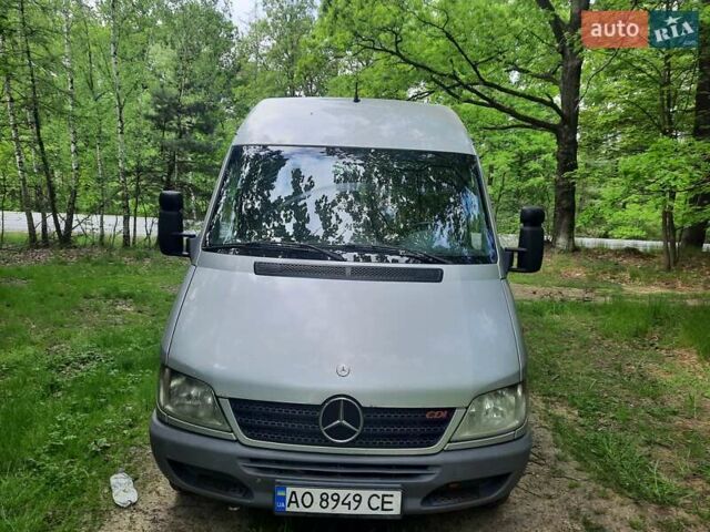 Мерседес Sprinter 2005 в Ужгороде на Automoto.ua Серый Мерседес Sprinter, объемом двигателя 2.1 л и пробегом 660 тыс. км за 11000 $, фото 13 на Automoto.ua