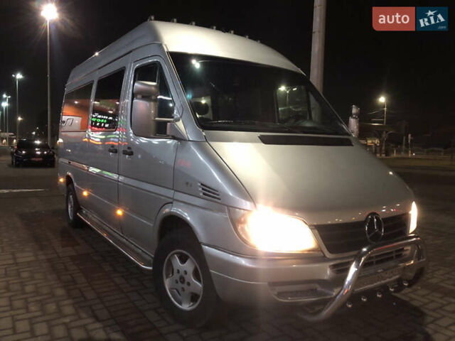 Серый Мерседес Sprinter, объемом двигателя 2.2 л и пробегом 330 тыс. км за 8200 $, фото 36 на Automoto.ua