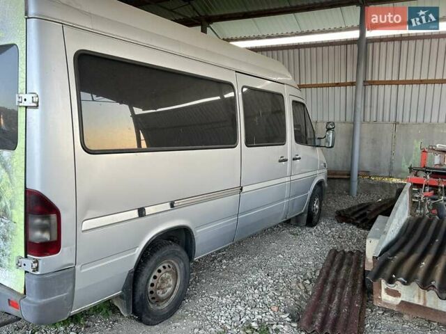 Серый Мерседес Sprinter, объемом двигателя 0 л и пробегом 340 тыс. км за 8000 $, фото 1 на Automoto.ua