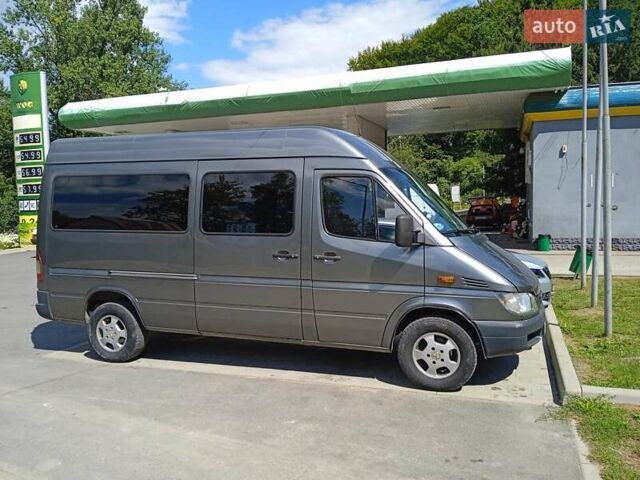 Серый Мерседес Sprinter, объемом двигателя 2.7 л и пробегом 131 тыс. км за 10000 $, фото 7 на Automoto.ua