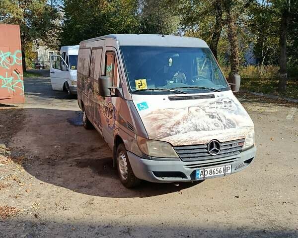 Сірий Мерседес Sprinter, об'ємом двигуна 2.2 л та пробігом 628 тис. км за 7200 $, фото 11 на Automoto.ua