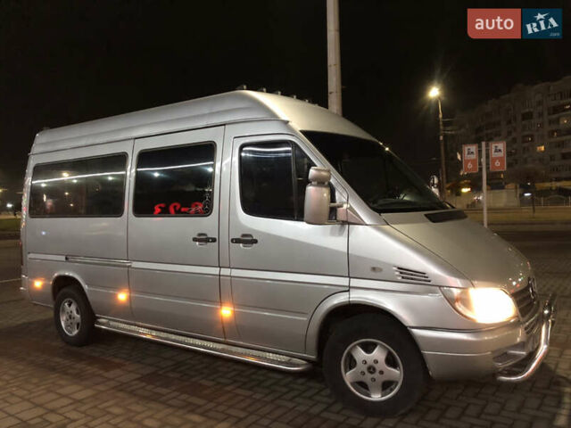 Серый Мерседес Sprinter, объемом двигателя 2.2 л и пробегом 330 тыс. км за 8200 $, фото 35 на Automoto.ua