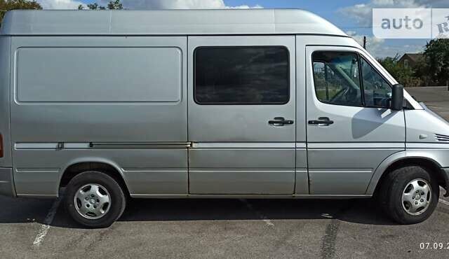 Сірий Мерседес Sprinter, об'ємом двигуна 2.7 л та пробігом 205 тис. км за 9499 $, фото 9 на Automoto.ua