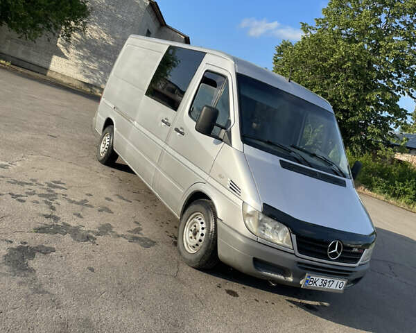 Сірий Мерседес Sprinter, об'ємом двигуна 2.7 л та пробігом 470 тис. км за 10000 $, фото 10 на Automoto.ua