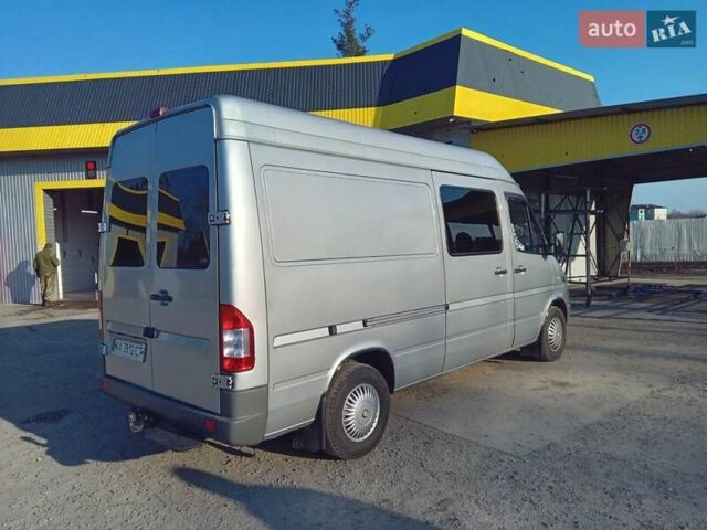 Серый Мерседес Sprinter, объемом двигателя 2.1 л и пробегом 250 тыс. км за 11000 $, фото 3 на Automoto.ua