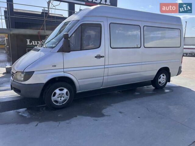 Серый Мерседес Sprinter, объемом двигателя 0 л и пробегом 520 тыс. км за 11300 $, фото 3 на Automoto.ua