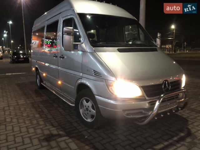 Серый Мерседес Sprinter, объемом двигателя 2.2 л и пробегом 330 тыс. км за 8200 $, фото 37 на Automoto.ua