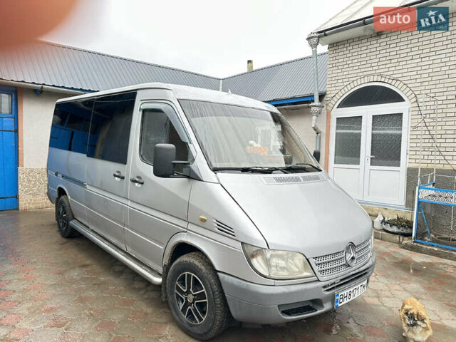 Сірий Мерседес Sprinter, об'ємом двигуна 0 л та пробігом 600 тис. км за 9000 $, фото 10 на Automoto.ua