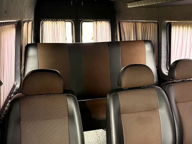 Серый Мерседес Sprinter, объемом двигателя 2.1 л и пробегом 623 тыс. км за 8500 $, фото 8 на Automoto.ua
