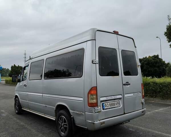 Серый Мерседес Sprinter, объемом двигателя 2.2 л и пробегом 660 тыс. км за 7500 $, фото 2 на Automoto.ua
