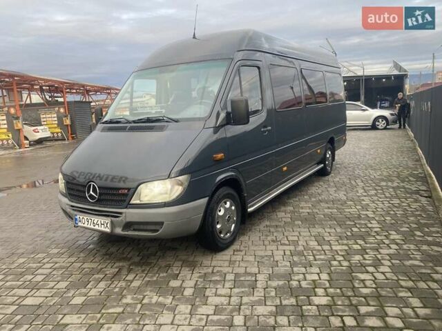 Сірий Мерседес Sprinter, об'ємом двигуна 2.1 л та пробігом 800 тис. км за 9150 $, фото 2 на Automoto.ua