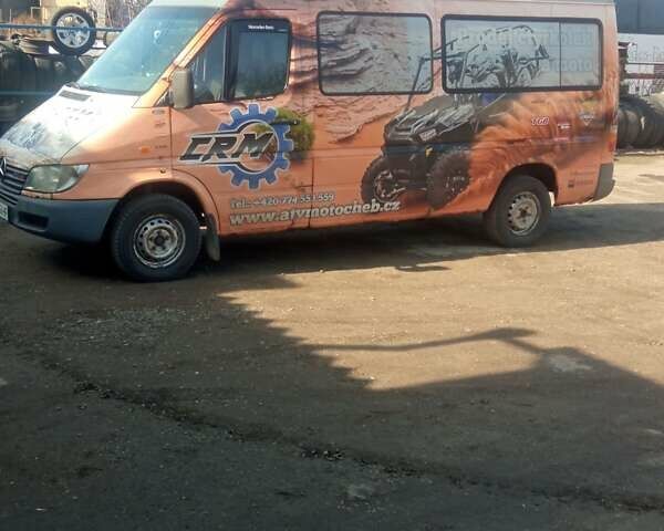 Сірий Мерседес Sprinter, об'ємом двигуна 2.2 л та пробігом 628 тис. км за 7200 $, фото 1 на Automoto.ua