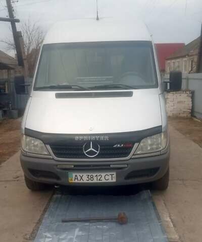 Серый Мерседес Sprinter, объемом двигателя 2.1 л и пробегом 250 тыс. км за 11000 $, фото 5 на Automoto.ua