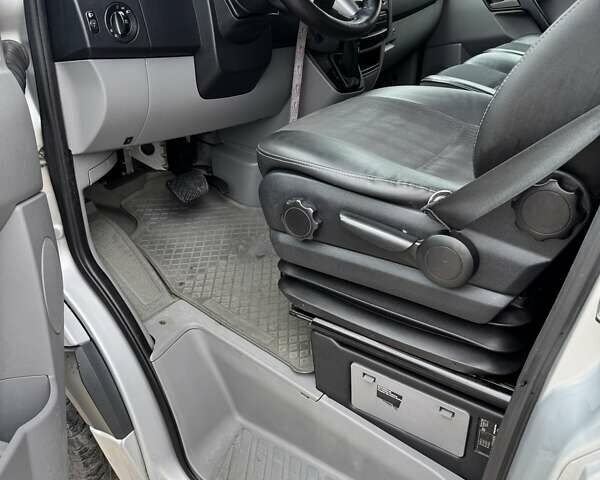 Сірий Мерседес Sprinter, об'ємом двигуна 3 л та пробігом 585 тис. км за 19500 $, фото 12 на Automoto.ua
