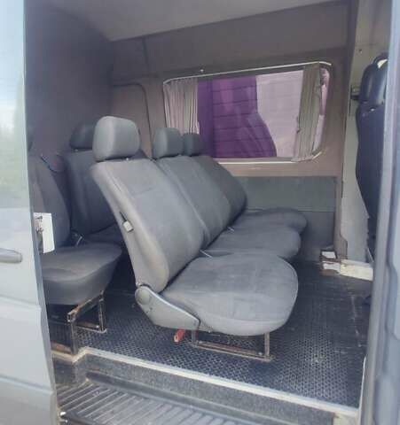 Серый Мерседес Sprinter, объемом двигателя 2.2 л и пробегом 563 тыс. км за 9500 $, фото 14 на Automoto.ua