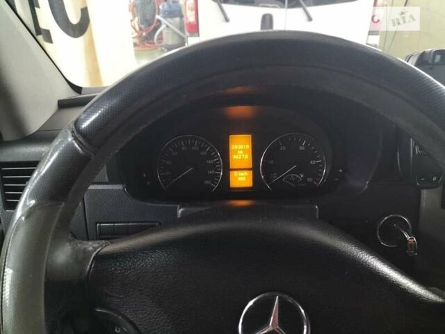 Мерседес Sprinter 2006 в Киеве на Automoto.ua Серый Мерседес Sprinter, объемом двигателя 0 л и пробегом 280 тыс. км за 14500 $, фото 6 на Automoto.ua