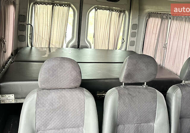 Серый Мерседес Sprinter, объемом двигателя 2.99 л и пробегом 600 тыс. км за 9900 $, фото 43 на Automoto.ua