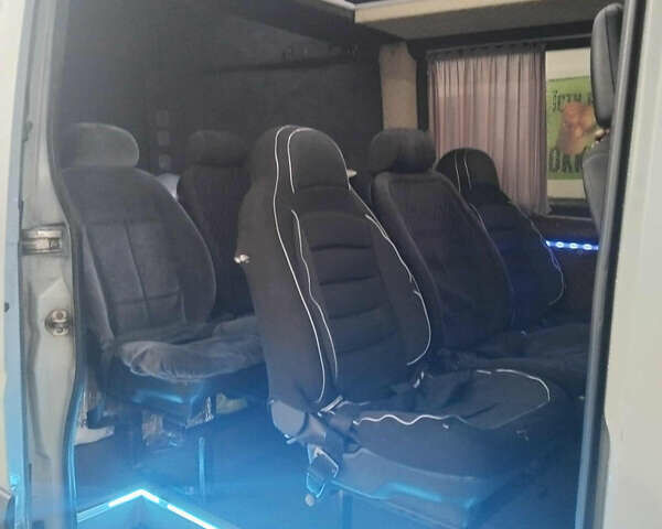 Мерседес Sprinter 2006 в Рожнятове на Automoto.ua Серый Мерседес Sprinter, объемом двигателя 2.2 л и пробегом 516 тыс. км за 9300 $, фото 12 на Automoto.ua