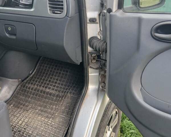 Сірий Мерседес Sprinter, об'ємом двигуна 2.69 л та пробігом 620 тис. км за 10200 $, фото 10 на Automoto.ua