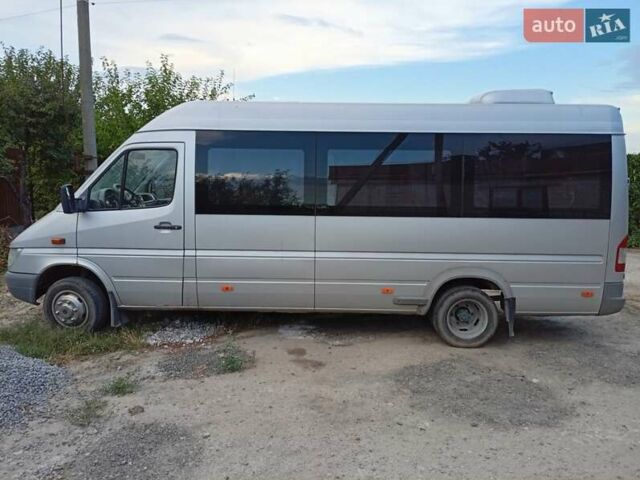 Серый Мерседес Sprinter, объемом двигателя 2.69 л и пробегом 358 тыс. км за 17800 $, фото 6 на Automoto.ua