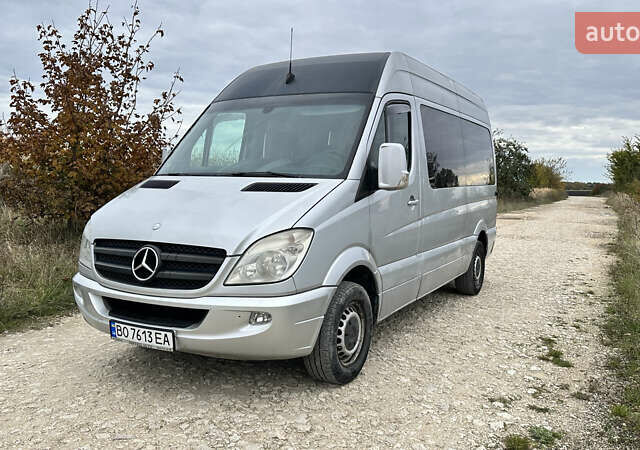 Серый Мерседес Sprinter, объемом двигателя 2.99 л и пробегом 600 тыс. км за 9900 $, фото 4 на Automoto.ua