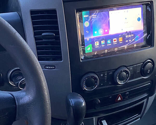 Серый Мерседес Sprinter, объемом двигателя 2.15 л и пробегом 742 тыс. км за 12800 $, фото 11 на Automoto.ua