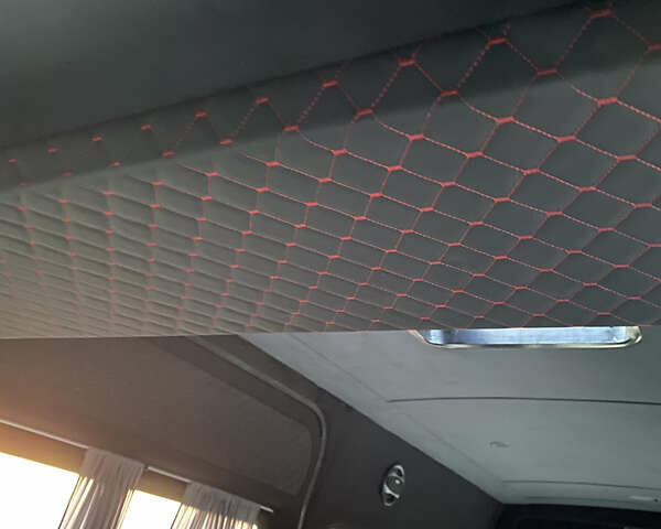 Серый Мерседес Sprinter, объемом двигателя 2.15 л и пробегом 742 тыс. км за 12800 $, фото 9 на Automoto.ua