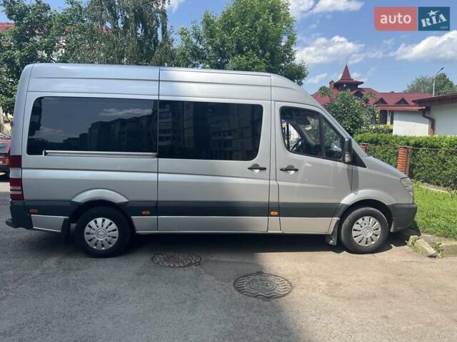 Серый Мерседес Sprinter, объемом двигателя 2.15 л и пробегом 274 тыс. км за 15500 $, фото 5 на Automoto.ua