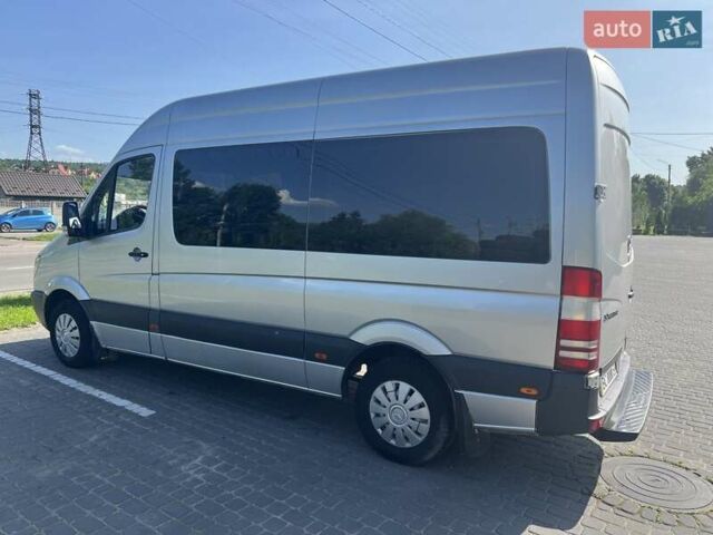 Серый Мерседес Sprinter, объемом двигателя 2.15 л и пробегом 274 тыс. км за 15500 $, фото 13 на Automoto.ua