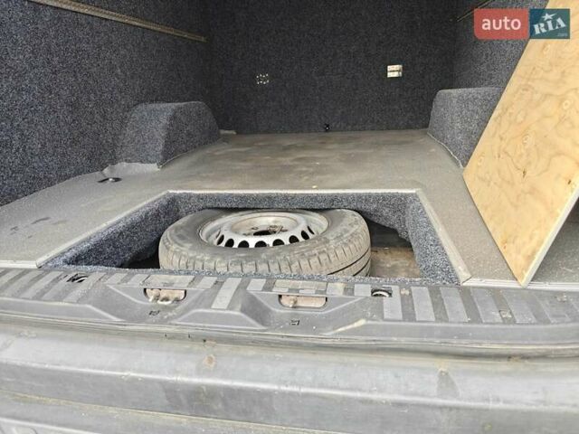Серый Мерседес Sprinter, объемом двигателя 2.1 л и пробегом 500 тыс. км за 13900 $, фото 6 на Automoto.ua